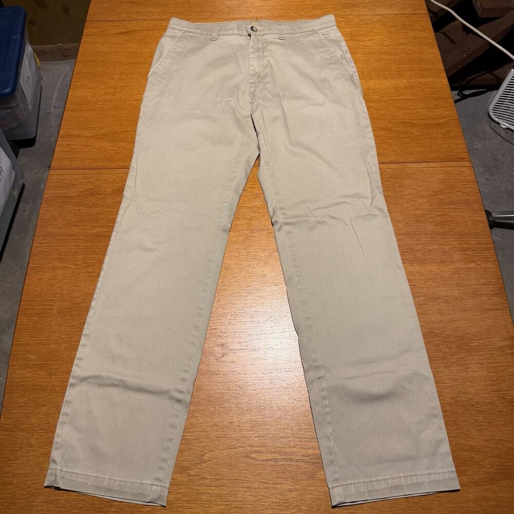 Lee Total Freedom Pants Men’s Size 32x32 Beige Tan Slim Fit Chino Pants EUC
